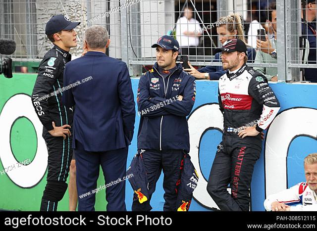 #63 George Russell (GBR, Mercedes-AMG Petronas F1 Team), Stefano Domenicali (ITA, President & CEO of Formula 1 Group), #11 Sergio Perez (MEX