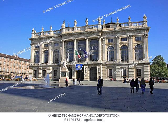 Barockfassade des Palazzo Madama an der Piazza Castello, Turin, Torino, Piemont, Italien / Baroque facade of the Palazzo Madama on Piazza Castello, Turin