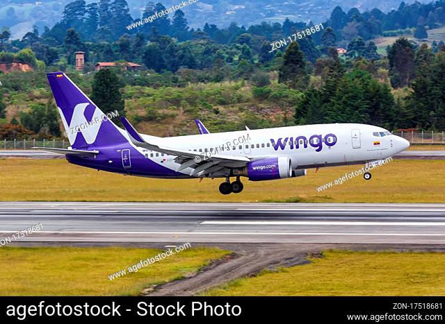 Medellin, Kolumbien - 27. Januar 2019: Ein Boeing 737-700 Flugzeug der Wingo mit dem Kennzeichen HP-1525CMP landet auf dem Flughafen Medellin Rionegro (MDE) in...