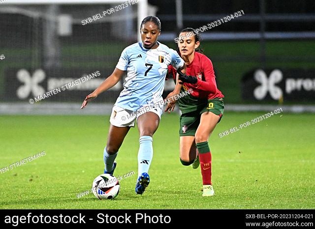 Esther Buabadi of Belgium battles for the ball with Joana Silva of Portugal during a friendly soccer game between the national women under 23 teams of Belgium