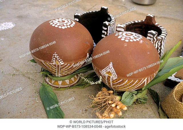 South India- Tamil Nadu Pongal Festival -Boiling Rice Ceremonial Bowls Pongal festival falls in the month of January, a festival of Thanks giving to the Sun