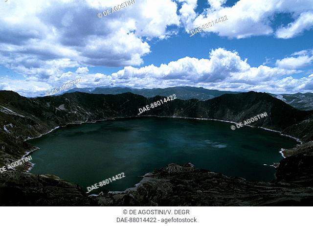 Lake Quilotoa, crater lake, Andes, Ecuador
