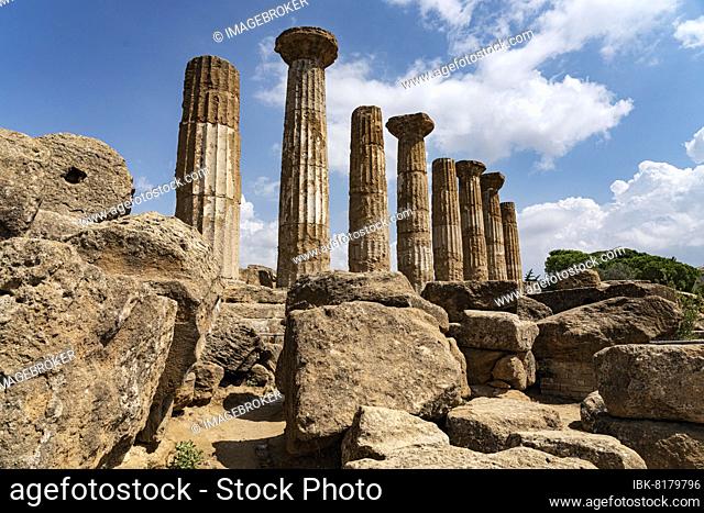 Columns, Temple ruins, Valley of the Temples, Agrigento, Sicily, Italy, Europe
