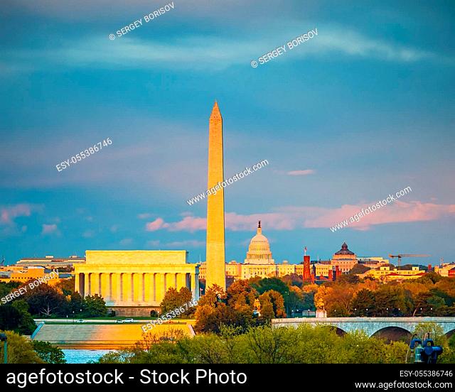 Lincoln memorial, Washington monument and Capitol, Washington DC