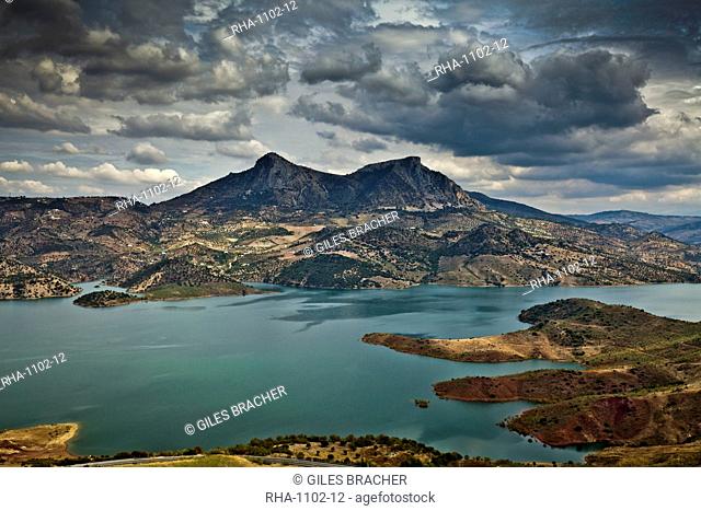 Twin peaks, Tagus Algarin and the Sima de las Grajas. by the reservoir Zahara-El Gastor, near Zahara de la Sierra, Andalucia, Spain, Europe