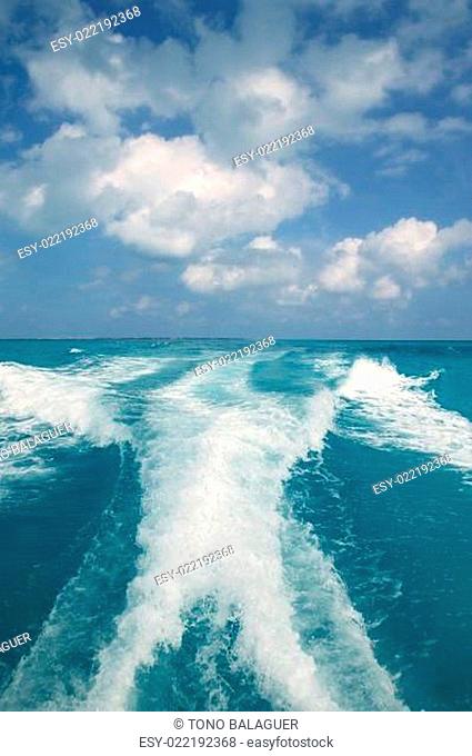 Caribbean blue turquoise sea water boat white wake