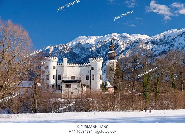 castle of Marzoll in winter