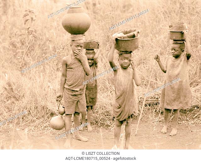 Uganda. From Hoima to Fort Portal. Natives near Hoima. 1936, Uganda, Hoima District
