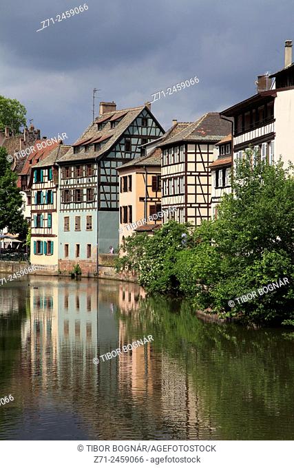 France, Alsace, Strasbourg, Petite France, street scene, typical architecture