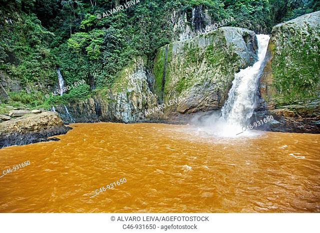 Salto Jimenoa waterfall. Jarabacoa. La Vega province. Dominican Republic. West Indies. Caribbean