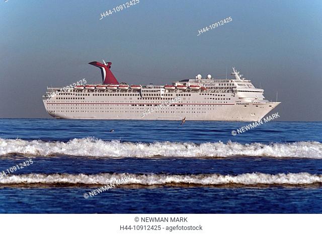 cruise ship, crashing, wave, ensenada, baja California, Mexico, water, sea