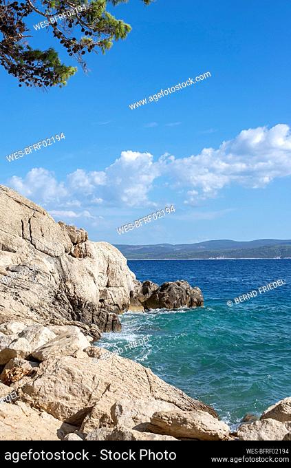 Croatia, Lokva Rogoznica, Rocky coastline of Adriatic Sea