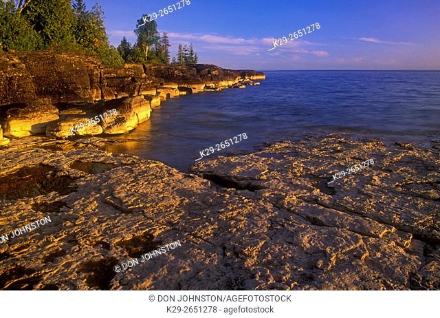 Lake Huron shoreline near Mississagi Point, Mississagi Lighthouse, Manitoulin Island, Ontario, Canada