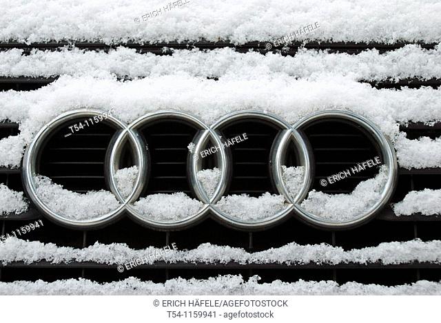 Snow on Audi characters