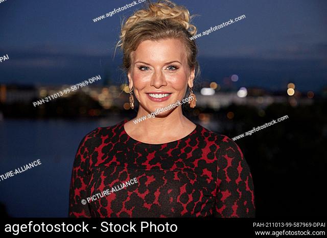 12 October 2021, Hamburg: Eva Habermann, actress and film producer, stands on the terrace of The Fontenay Hotel before a press conference on the occasion of her...
