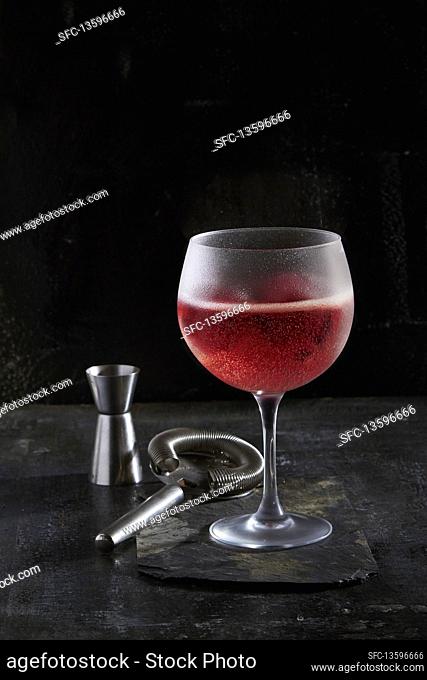A hibiscus cocktail with gin