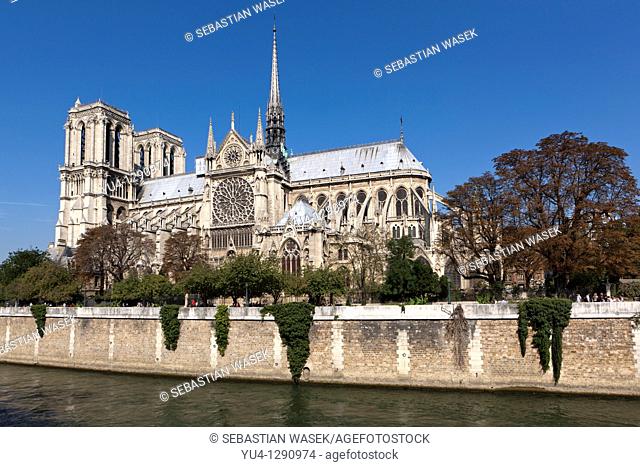 Notre Dame Cathedral and Seine River, Paris, France, Europe