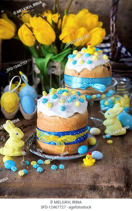 Easter cake kulich (Russia)