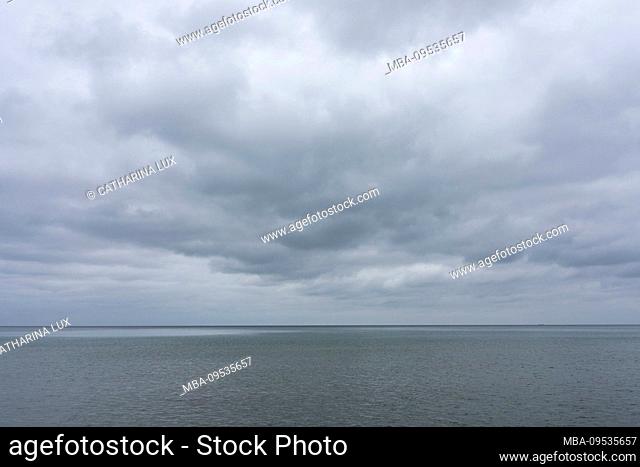 Baltic Sea, Rügen, view to the horizon, cloud cover