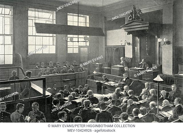 A trial in progress at the Central Criminal Court, better known as the Old Bailey, in the City of London. The present building, officially opened in 1907