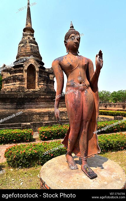 Sukhothai Historical Park, Wat Sa Si (13-14th century). Thailand