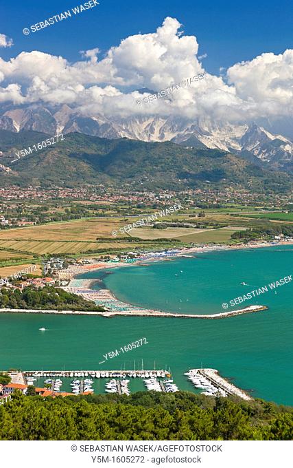 View of the mouth of the Magra River and Apennine Mountains over Carrara Tuscany in the background, Bocca Di Magra, Province La Spezia, Liguria, Italy, Europe