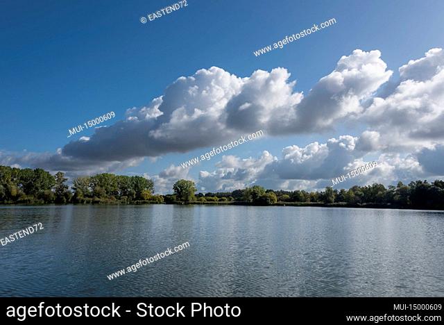 Band of clouds over Niegripp Lake in Jerichower Land, bird sanctuary, Niegripp, Saxony-Anhalt, Germany