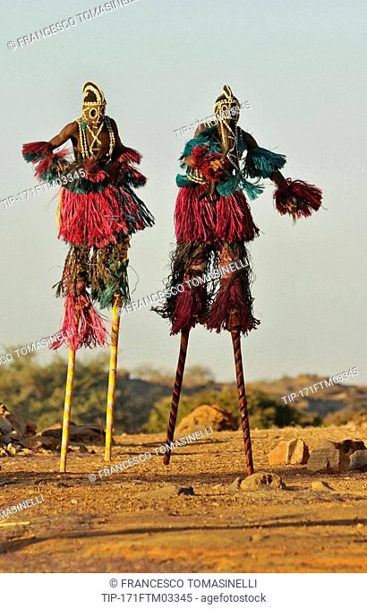 Africa, Mali, Bandiagara, Dogon village, tribal harvest dance
