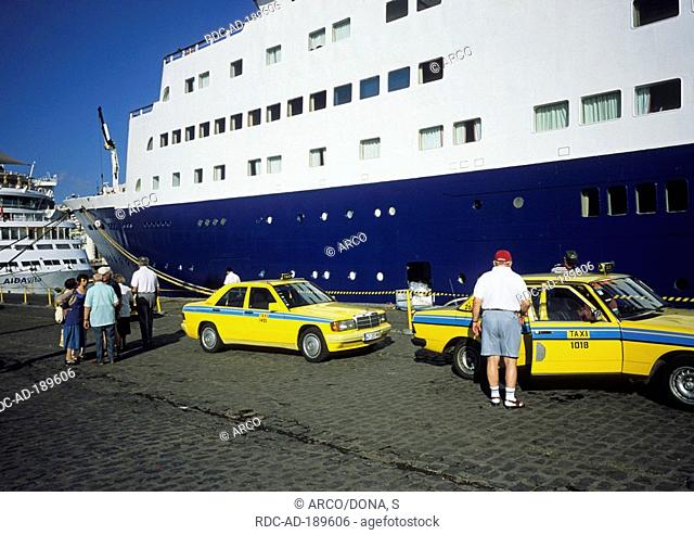 Cruise ships and taxi, harbour of Funchal, Madeira, Portugal