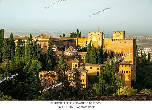 the Nasrid Palace of the Alhambra, citadel Alcazaba in background, Granada, Andalusia, Spain
