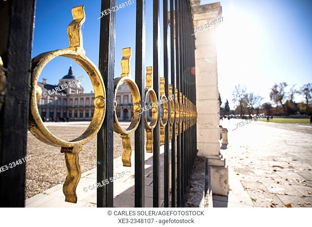 Spain, Madrid Province, Aranjuez, View of Royal Palace through architectural details of gate
