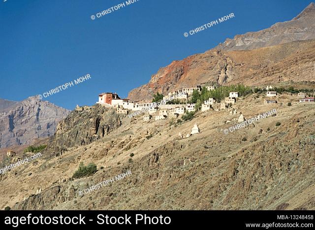 the Stongde Gompa monastery