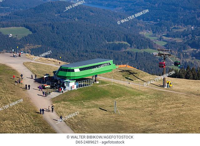 Germany, Baden-Wurttemburg, Black Forest, Feldberg Mountain, Feldbergbahn, aerial lift to the summit