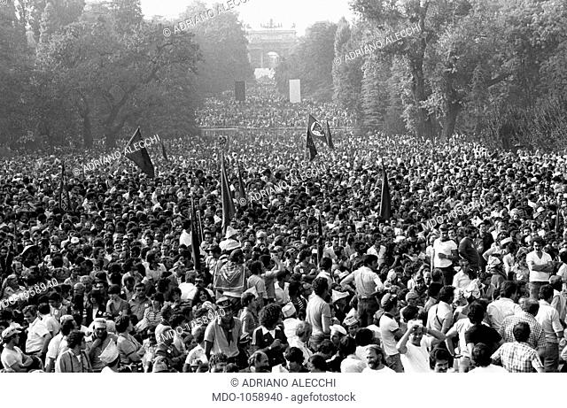 Festa dell'Unità. Crowd attending Festa dell'Unità in Parco Sempione. Milan, September 1979