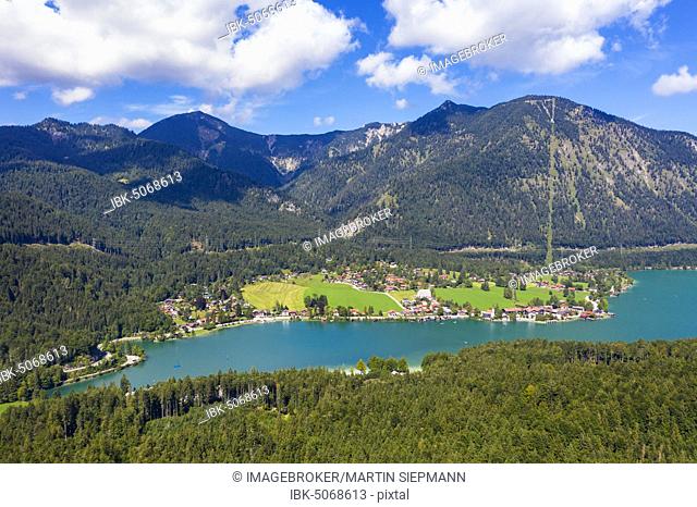 Walchensee village and Lake Walchensee, behind Heimgarten and Herzogstand, aerial view, Upper Bavaria, Bavaria, Germany, Europe