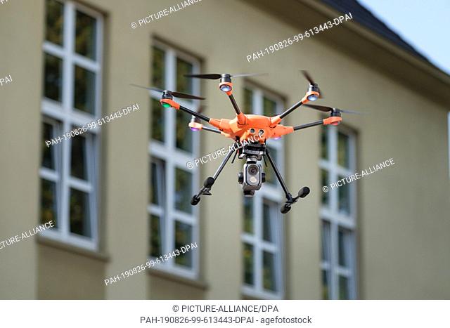 26 August 2019, Lower Saxony, Hanover: A Yuneek 520 drone flies during a press conference to modernize the equipment of the Lower Saxony police on the premises...