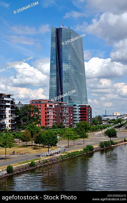 Frankfurt, main, ezb, europäische zentralbank, mainufer, skyline, stadt, großstadt, hochhaus, wolkenkratzer, architektur, bauindustrie, bank, europa, eu
