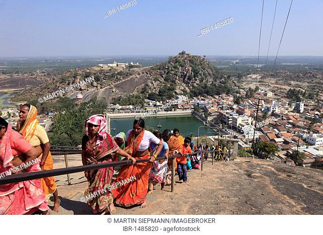 View of Chandragiri Hill and Shravanabelagola, Karnataka, South India, India, South Asia, Asia