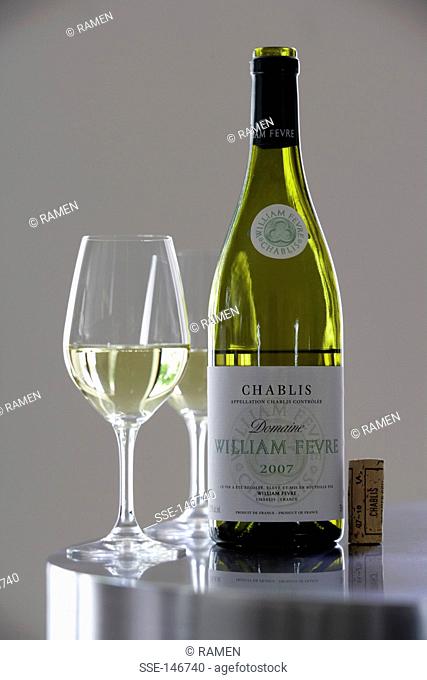 Bottle and glass of Chablis, Fèvre Domaine