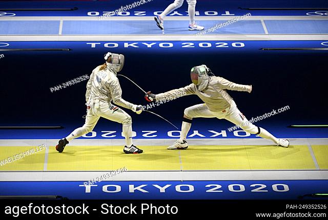 Max HARDENESS r. (GER) in action versus Tamas DECSI (HUN), Max HARTUNG (GER) vs Tamas DECSI (HUN) 15-8, fencing, men's single Saebel