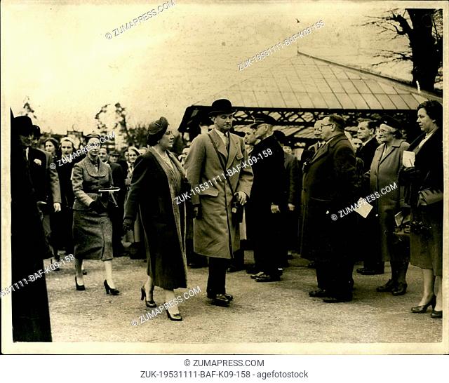 Nov. 11, 1953 - Queen Mother Sees Her Horse Win At Kempton Park Races: The Queen Mother and Princess Margaret were at Kempton Park races this afternoon