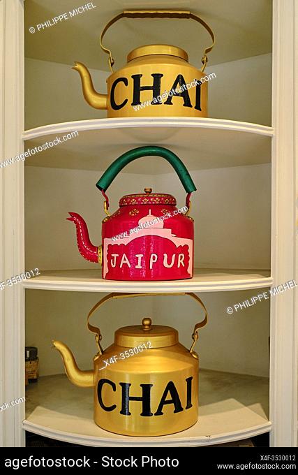 India, Rajasthan, Jaipur the Pink City, teapot in a tea shop