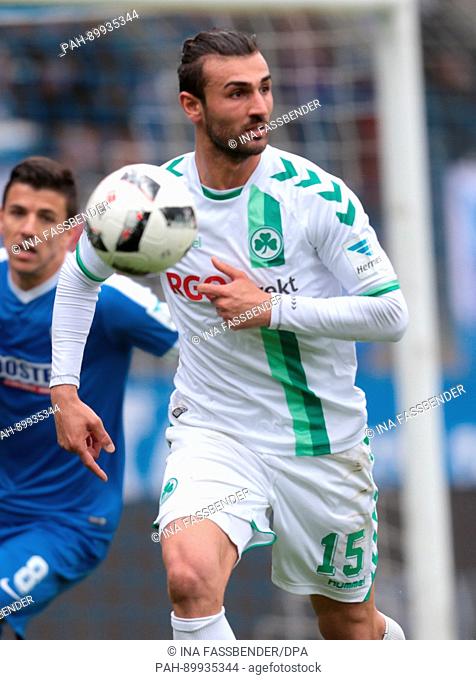 Fuerth's Serdar Dursun during the German 2nd Bundesliga soccer match between VfL Bochum and SpVgg Greuther Fuerth at the Vonovia Ruhrstadion in Bochum,  Germany