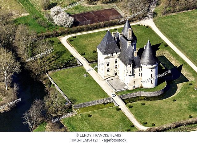 France, Dordogne, Anton and Trigonant Castle Bories the late fifteenth century, early 16th century aerial view