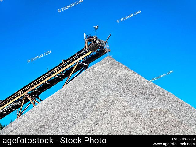 Aggregate preparation plant. Plant for extraction and production of gravel and granite chips. Equipment for processing granite, gravel digging
