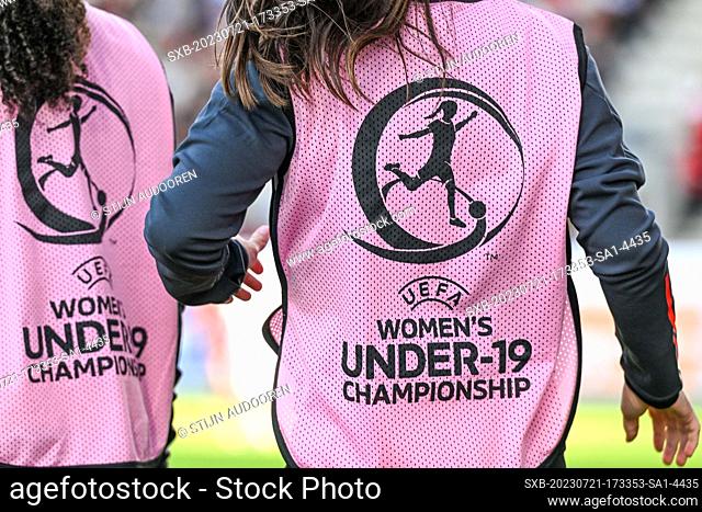 Warming-up bibs WEURO -19 pictured during a female soccer game between the national women under 19 teams of Belgium and Germany at the UEFA Women’s Under-19...