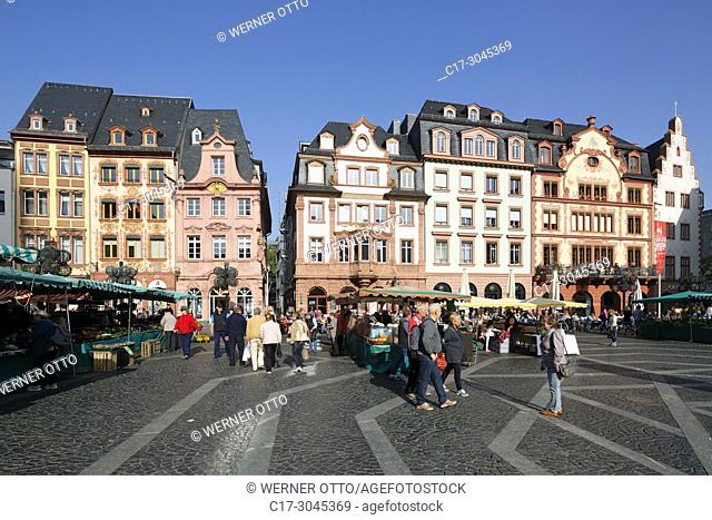 Mainz, D-Mainz, Rhine, Rhine-Main district, Rhineland, Rhineland-Palatinate, weekly market at the market place, business houses and residential buildings