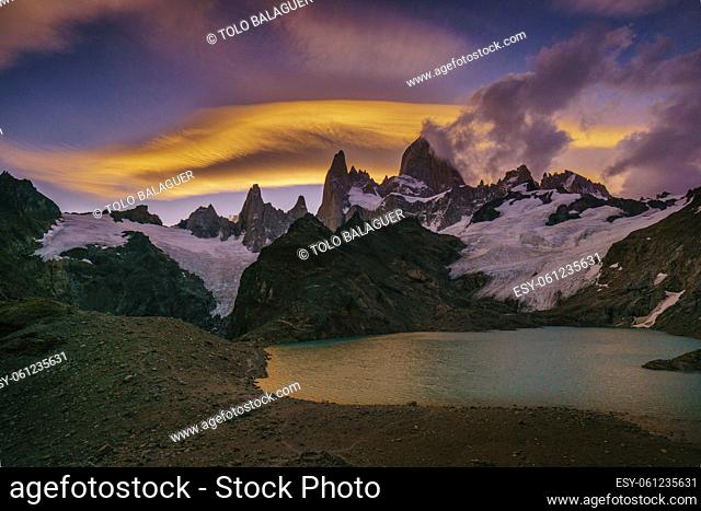 Monte Fitz Roy, - Cerro Chaltén -, 3405 metros, laguna de los Tres, parque nacional Los Glaciares, republica Argentina, Patagonia, cono sur, South America