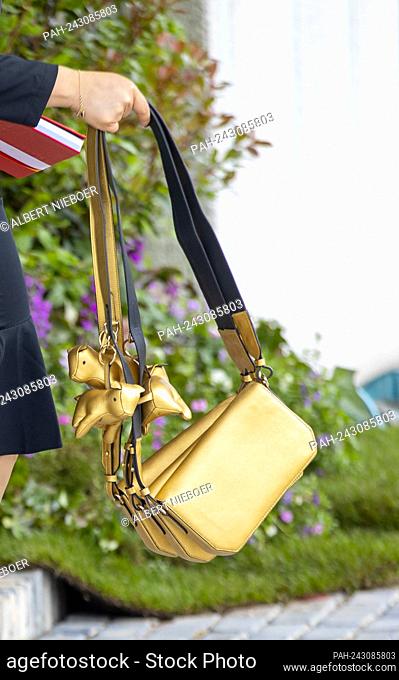 3 bags (gift) for the 3 Princesses Queen Maxima of The Netherlands at Smit & Zoon in Weesp, on May 26, 2021, for a visit the company specialized in products for...