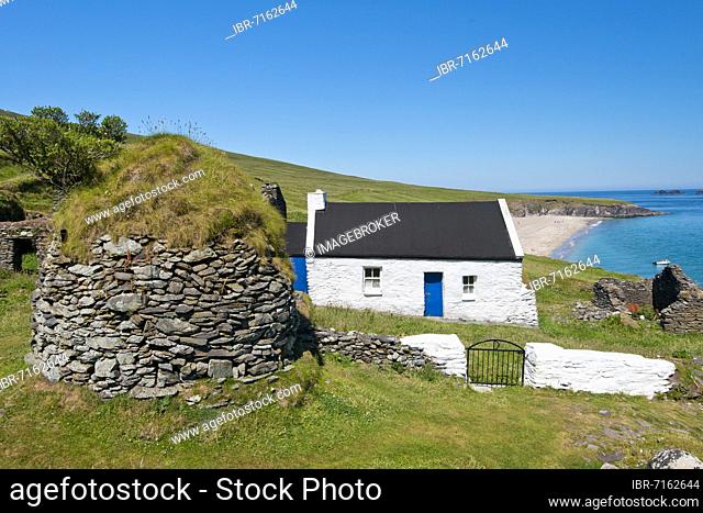 Old Irish House on the Great Blasket Islands, Dunquin, Dingle Peninsula, County Kerry, Ireland, Europe